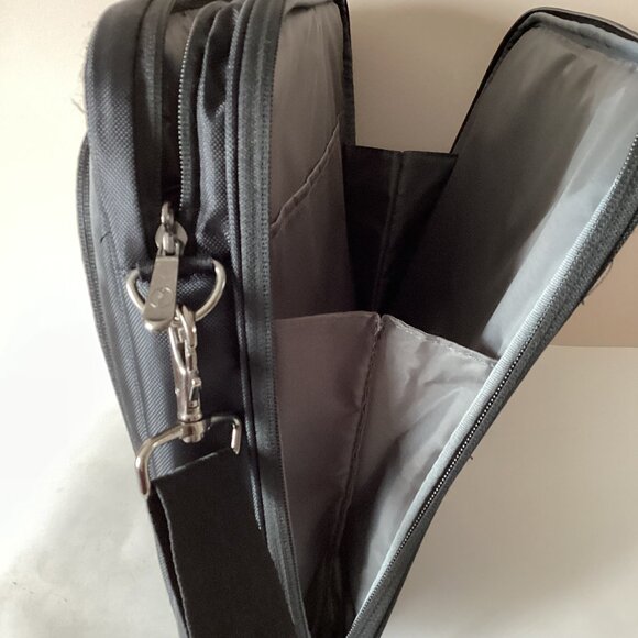 Dell Computer Laptop Bag Briefcase Adjustable Shoulder Strap Business Work - Picture 8 of 11